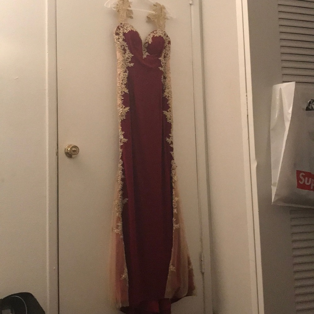 Prom - Picture 2 of 5